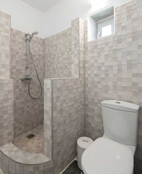 Το δεύτερο μπάνιο στην κατοικία Ζέφυρος