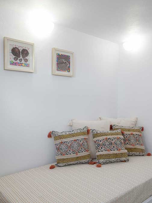 Καναπές στο καθιστικό του Ζέφυρος